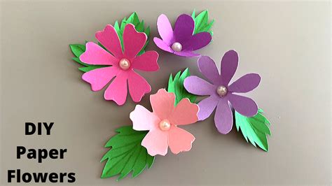 How to Make Small Paper Flowers: A Journey into the Art of Folding and Imagination