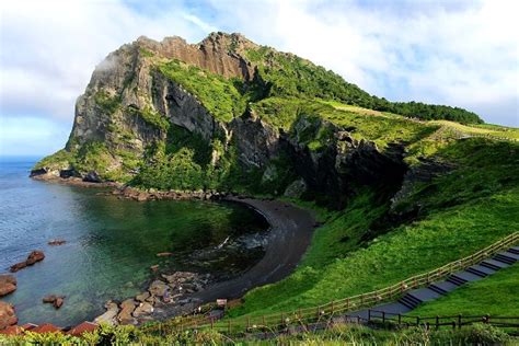 성산 일출봉, 그리고 바다 위의 시간여행